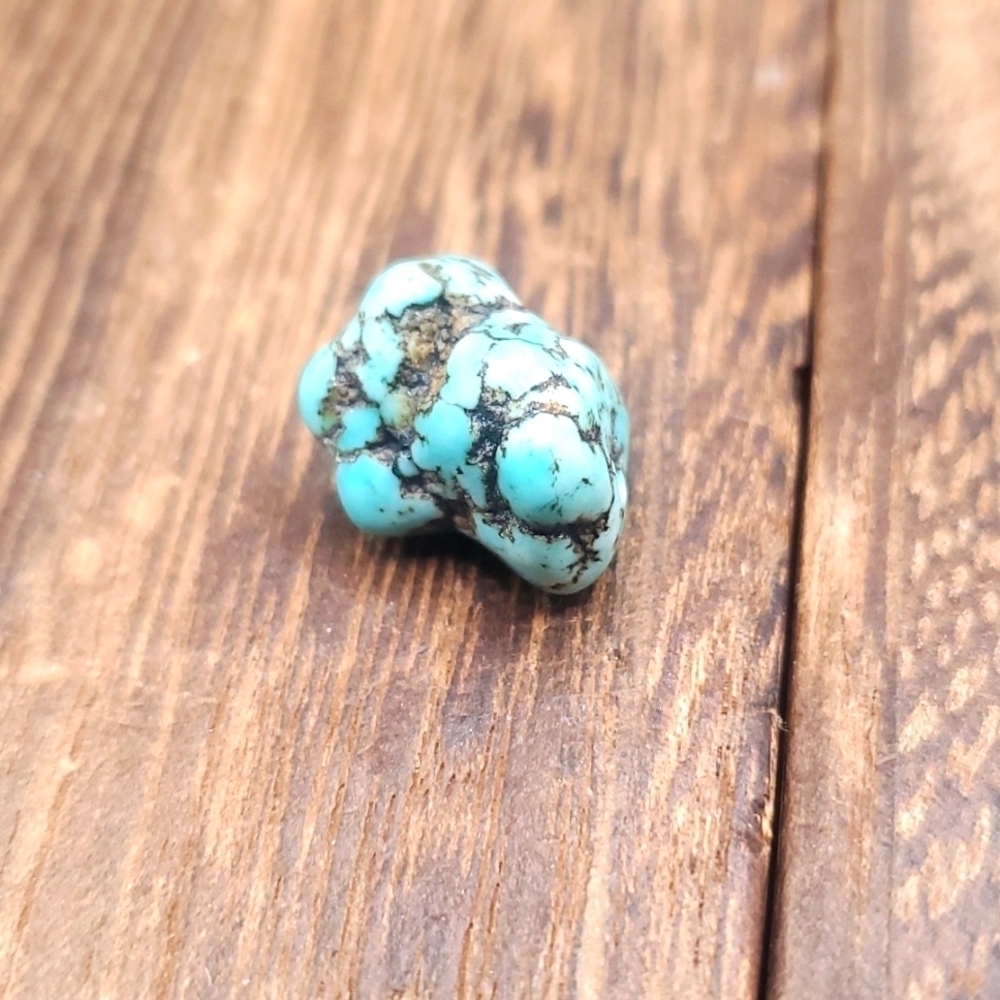 Turquoise chunk natural stone charm‎